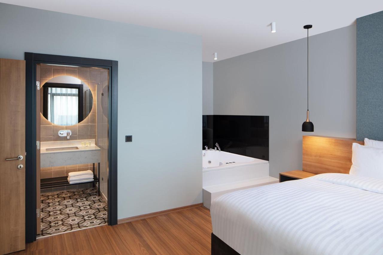 Residence Inn By Marriott Istanbul Atasehir מראה חיצוני תמונה